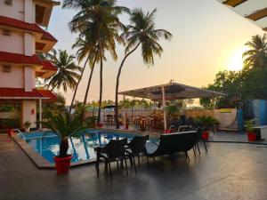 Bazén v ubytování Hotel Goa Continental - Baga nebo v jeho okolí