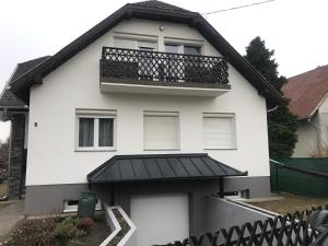 The building in which Az apartmant is located