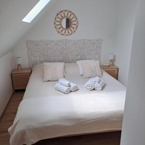 Кровать или кровати в номере Studio cosy spacieux lumineux avec terrasse