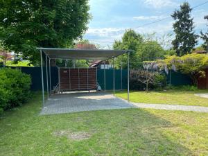 Vonkajšia záhrada v ubytovaní Apartment in Siofok - Balaton 31138