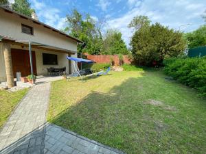 Vonkajšia záhrada v ubytovaní Apartment in Siofok - Balaton 31138