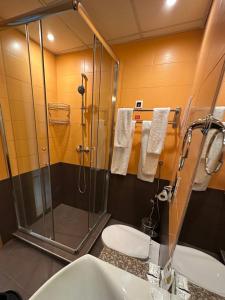 A bathroom at Briz Beach apartments - section B