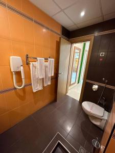 A bathroom at Briz Beach apartments - section B