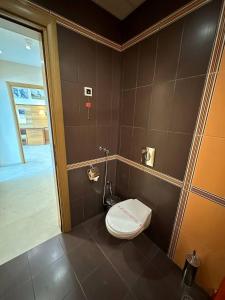 A bathroom at Briz Beach apartments - section B