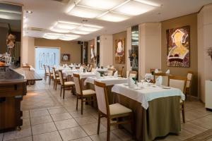 Um restaurante ou outro lugar para comer em Alexandre Grand Teguise Playa