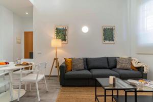Khu vực ghế ngồi tại AB North Barcelona Apartments