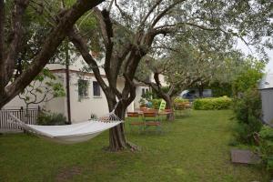 A garden outside Bed & Breakfast Sinfonia