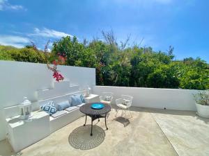 Balkón alebo terasa v ubytovaní Casa Boticaria, bonito Paraíso Privado con jardín y Jacuzzi.
