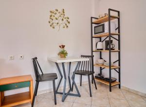 ภาพในคลังภาพของ Logas Beach Studios Peroulades Corfu ในPeroulades