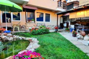 Zahrada ubytování Apartment STUDIO 88 white