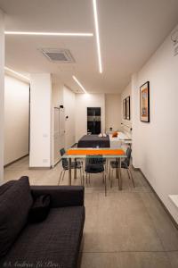 Μια τηλεόραση ή/και κέντρο ψυχαγωγίας στο Sikelia Apartments