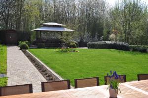 Zahrada ubytování B&B Latemberg