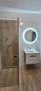 Koupelna v ubytování Kolorowe Cieplice - Apartamenty z widokiem na Karkonosze + 37 fotografií