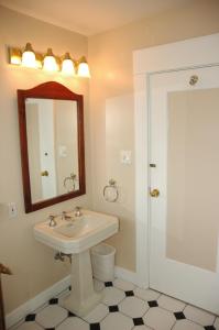 Salle de bains dans l'établissement Windsor Guest House