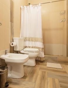 Ένα μπάνιο στο El Bolson Loft