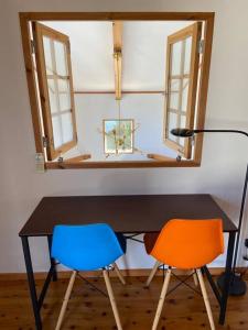 Imagine din galeria proprietății 貸別荘Casa de Campo 2SLDK别墅 駐車場 芝生東屋付き BBQ 大室山と海遠望伊豆高原5分 în Ito