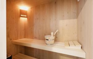 Fotografie z fotogalerie ubytování Lovely Home In Lembruchdümmer See v destinaci Lembruch