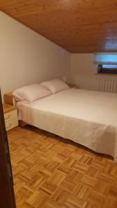 Postel nebo postele na pokoji v ubytování Apartment Maras