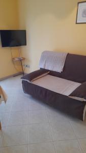 TV a/nebo společenská místnost v ubytování Apartment Maras