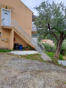 Budynek, w którym mieści się apartament