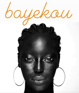 una mujer en la portada de una revista de mujeres negras en Bayekou, en Paceco