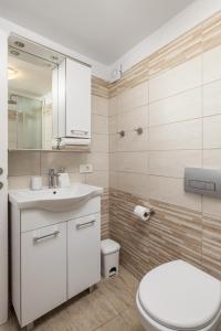 Ванная комната в Mediterranean house Markoc new renovated!