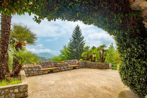 Fotografie z fotogalerie ubytování Rivierarent Ville Ka Nova e Ka di Sass con piscina v destinaci Magliolo