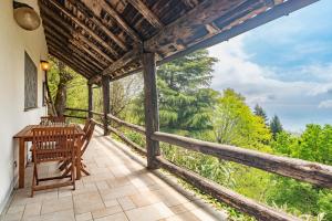 Fotografie z fotogalerie ubytování Rivierarent Ville Ka Nova e Ka di Sass con piscina v destinaci Magliolo