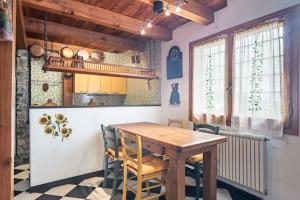 Fotografie z fotogalerie ubytování Rivierarent Ville Ka Nova e Ka di Sass con piscina v destinaci Magliolo
