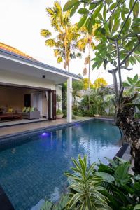 Der Swimmingpool an oder in der Nähe von Villa Katara