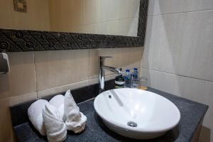 Ein Badezimmer in der Unterkunft Villa Katara