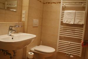 Łazienka w obiekcie Premium Appartements Di Bora