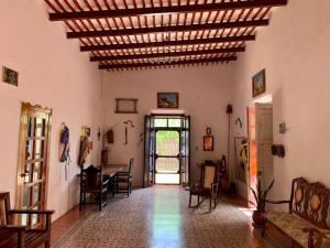 Χώρος καθιστικού στο Surrounded by Cenotes, Mayan sites and Haciendas