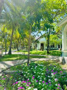 Gallery image of Gold Rooster Resort in Phan Rang