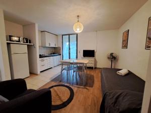 Η κουζίνα ή μικρή κουζίνα στο Bungalows Filippi