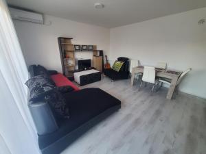 Imagen de la galería de Seosko turisticko domacinstvo MIRIS DUNJE, en Soko Banja