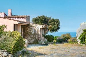 Φυσικό τοπίο κοντά σε αυτή η παραθεριστική κατοικία