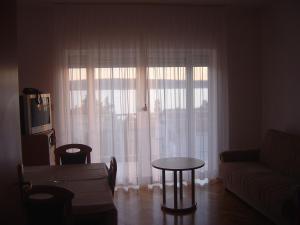 Posedenie v ubytovaní Apartments Petricevic