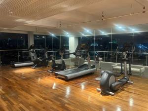 D Majestic Hosted By TCL HOME 4191 tesisinde fitness merkezi ve/veya fitness olanakları