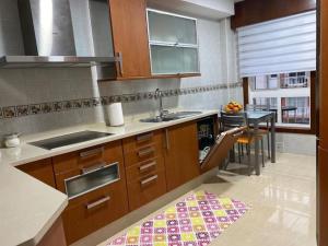 Kuchyňa alebo kuchynka v ubytovaní Apartamento próximo a la playa