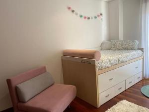 Posteľ alebo postele v izbe v ubytovaní Apartamento próximo a la playa