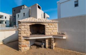 Fotografie z fotogalerie ubytování Beach Front Home In Kozino v destinaci Kožino