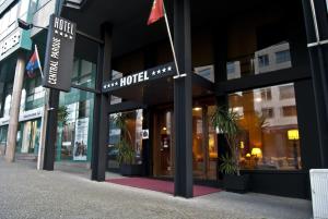 Gallery image of Hotel Central Parque in Maia