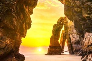 Gambar di galeri bagi APARTAMENTO PLAYA CATEDRALES CON TERRAZA (II) di Barreiros