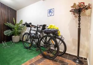 Jazda na bicykli v okolí ubytovania Votsalakia Hotel & Luxury Apartments
