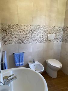 Ванна кімната в Uliveto Sant' Isidoro
