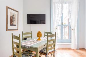 Μια τηλεόραση ή/και κέντρο ψυχαγωγίας στο Casa dei Leoni +40 φωτογραφίες