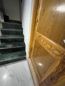 Gambar di galeri bagi Hotel Crescent di Srinagar