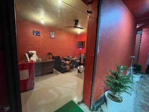 Ruang duduk di Hotel Crescent