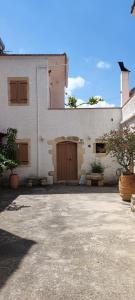 Το κτήριο όπου στεγάζεται  η παραθεριστική κατοικία